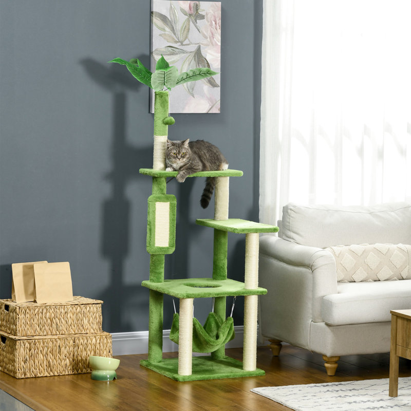 Arbre à chat à plusieurs niveaux de 56 pouces avec hamac, poteaux à griffes, balle de jeu et stabilité anti-basculement pour les chats d'intérieur.