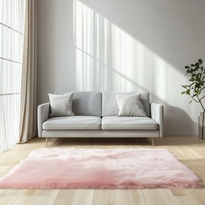 Tapis rose à poils longs fabriqué à la main Daruis