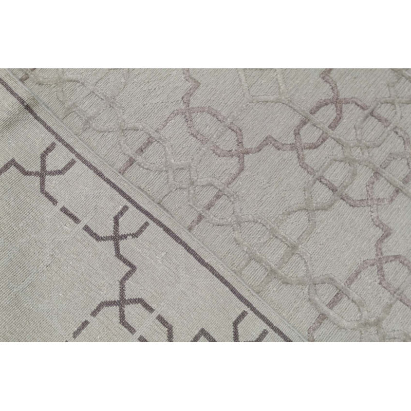 Cotton Geometric Area Rug in Silver