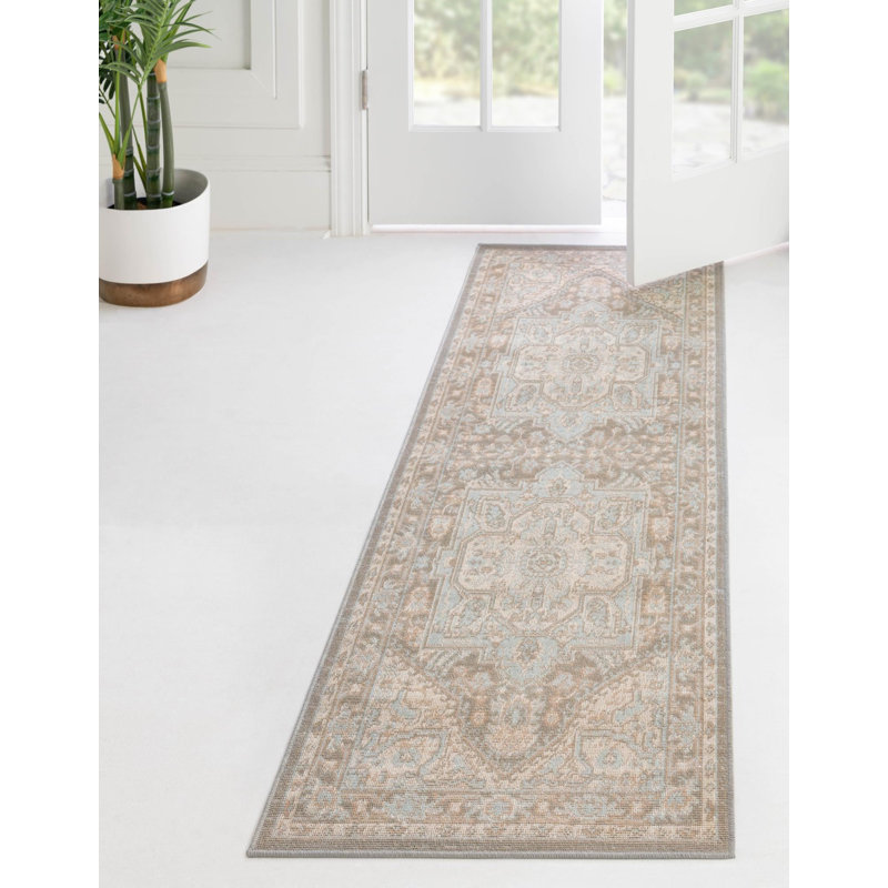 Matthei Oriental Indoor Rug, Runner 2' x 6'