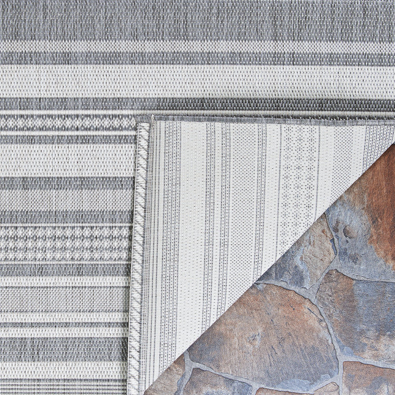 Tapis intérieur / extérieur Fierce Alhambra, Rectangle 7 pi 6 po x 10 pi 9 po