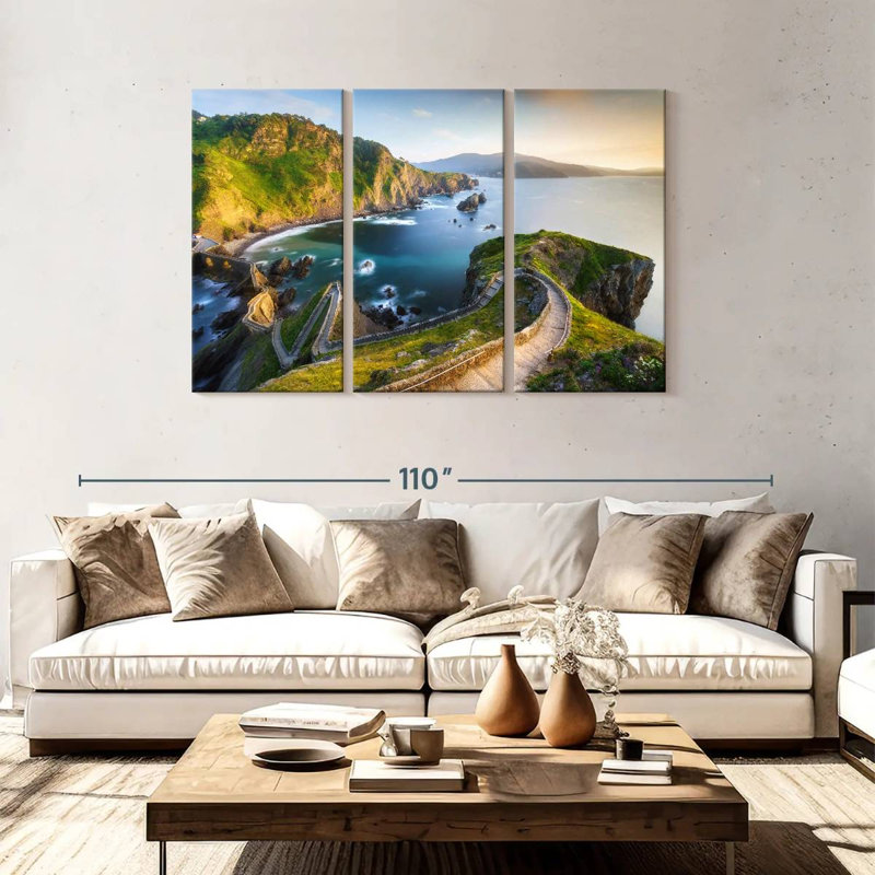 Alvord Gaztelugatxe Stairs, H 48 po x l 74 po