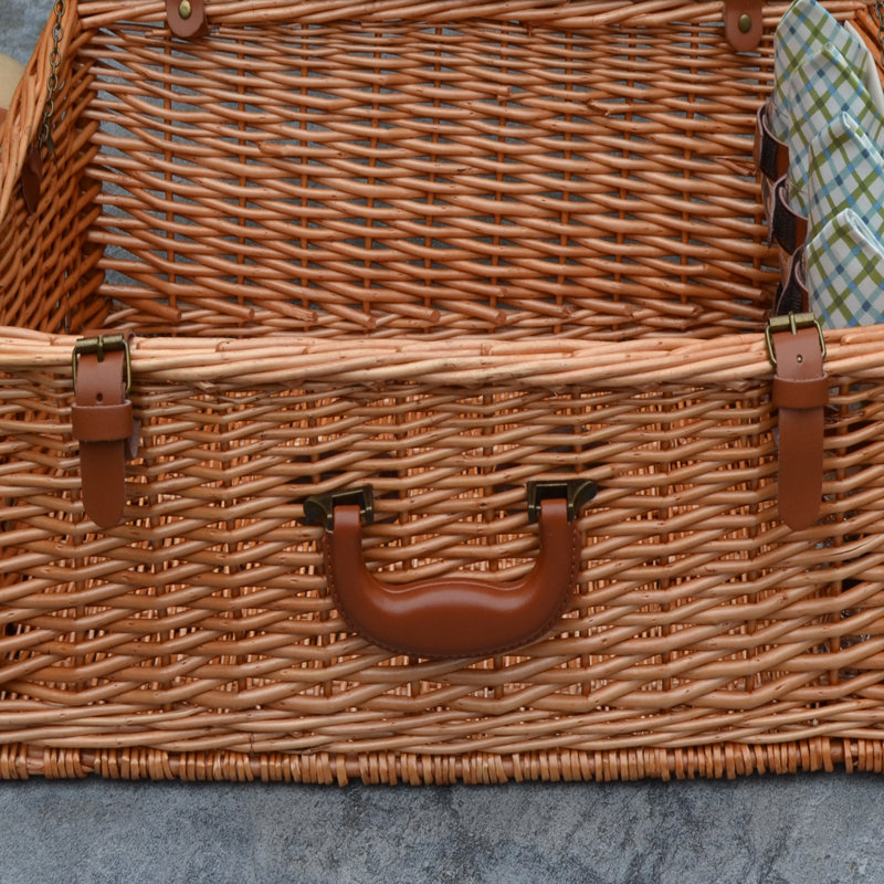 Dorset Basket for Four in Gazebo