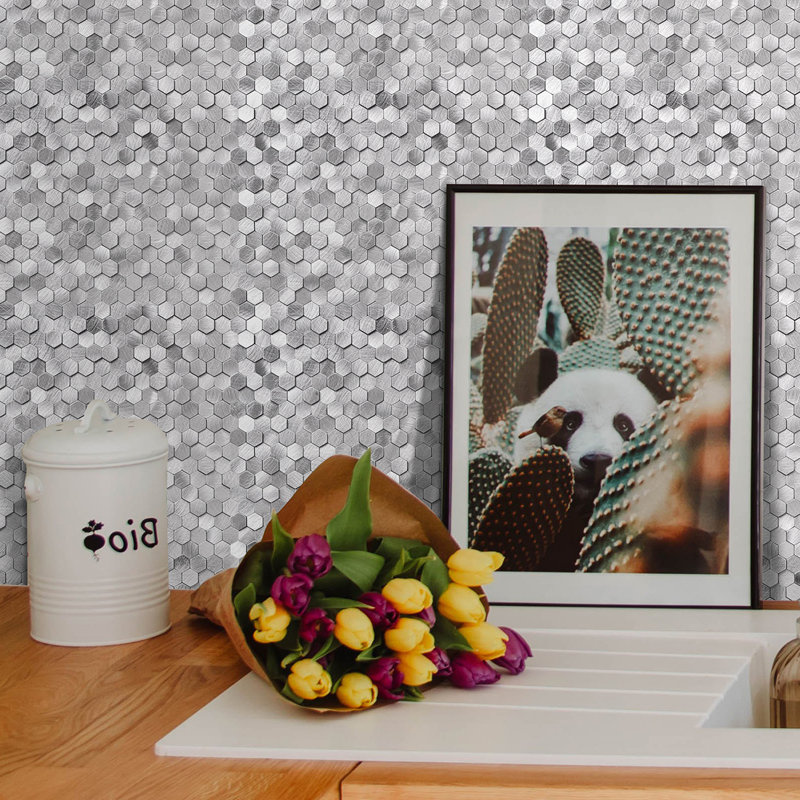 HexaGloss Aluminum Peel & Stick Tile Size:305.9 x 306.8 x 4 mm