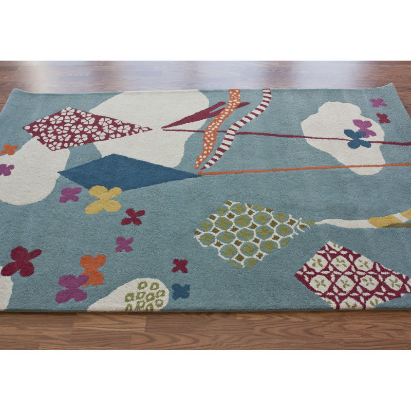Tapis bleu Jacieon Flying Kites, Rectangle 4 pi x 6 pi