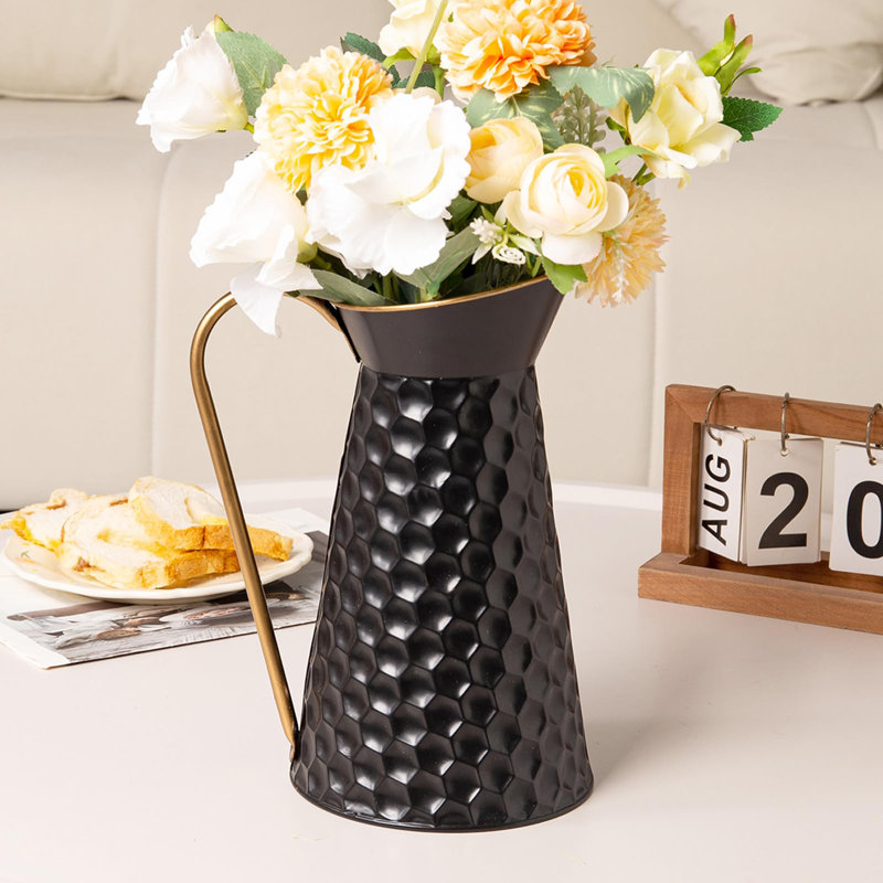 Metal Table Vase, Black