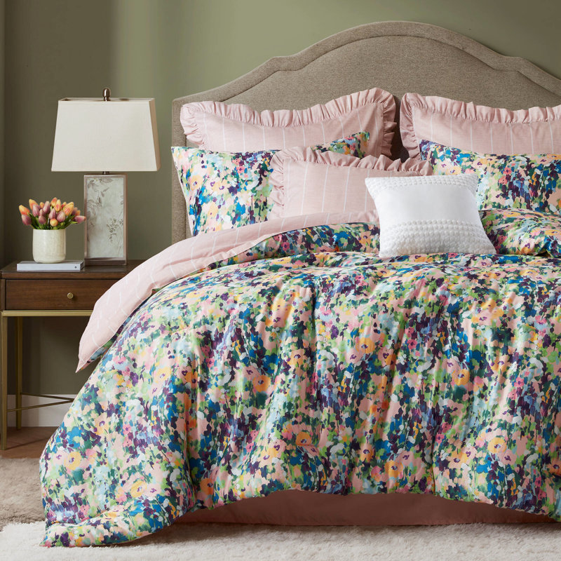 8pcs King Comforter , Reversible Stripe Design, Decorative Ruffled Pillow Covers, Cotton Main Material 8 - Piece With Vivid Floral Print, Soft Brushed Reverse, And Structure