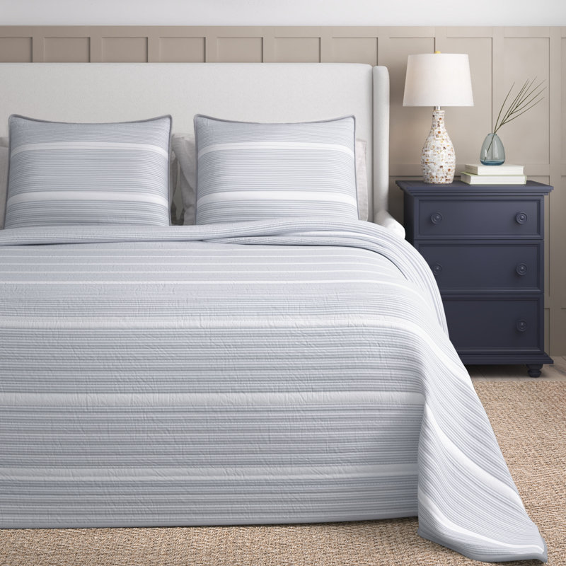 Niari Yarn Dye Stripe Cotton Striped Quilt, Full / Queen + 2 Queen Sham, Grey