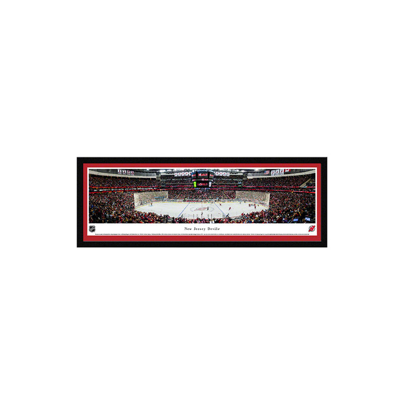 NHL New Jersey Devils par James Blakeway - reproduction d'art sur papier, H 15,5 po x l 42 po x P 0,88 po, Rouge