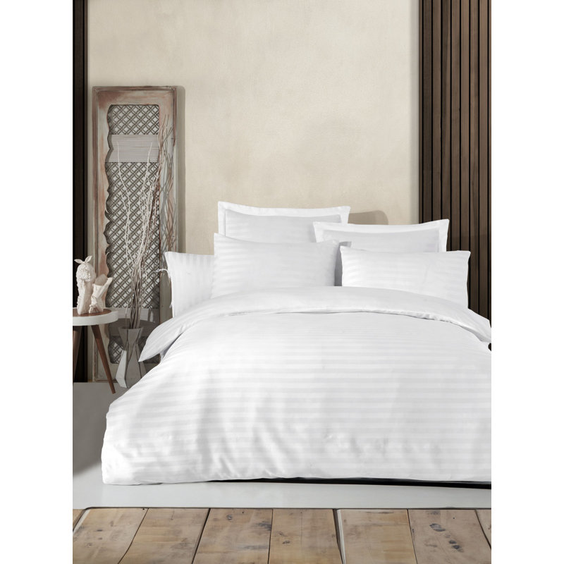 Quilt Cover Set, White Striped, King Duvet Cover + 2 Standard Pillowcases