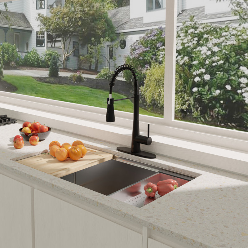 clihome Pull Down Touchless Kitchen Faucet, Matte Black