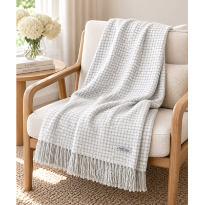 Small Check Pattern Throw