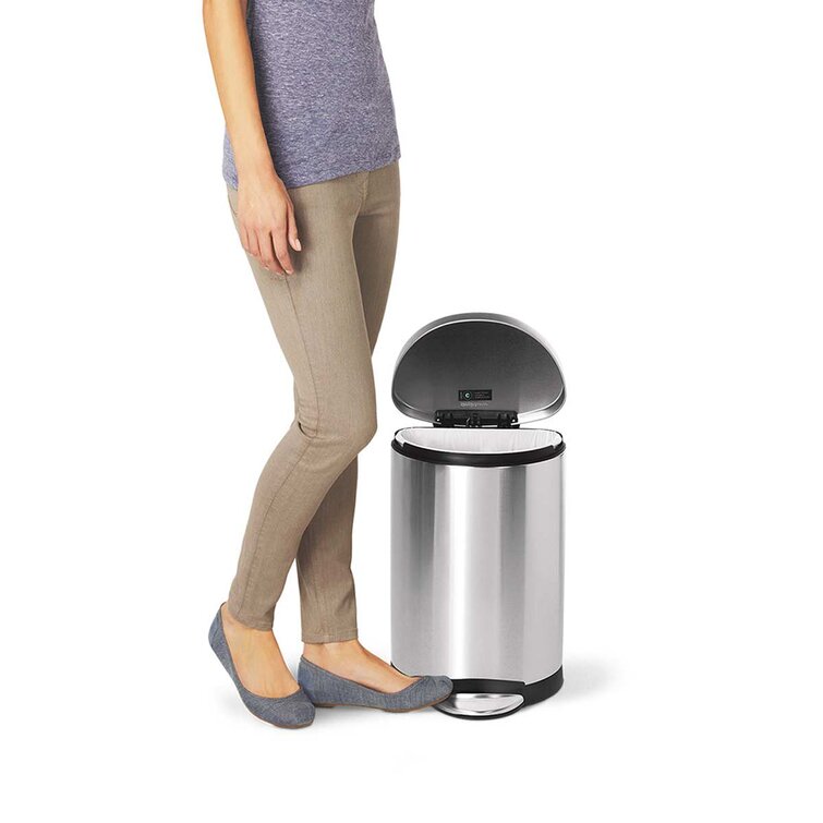 simplehuman 30 Liter / 8 Gallon Round Step Trash Can, Brushed Stainless  Steel