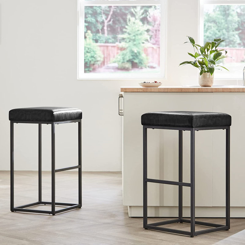 Tabouret de bar et de comptoir rembourré Nydeed, Noir, Tabouret de bar (siège d’une hauteur de 30 po)