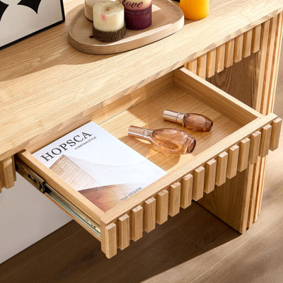 Console de style moderne avec tiroir