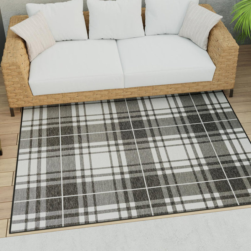 Tapis en polypropylène tissé à la machine Tatasha, Carré 7 pi 10 po