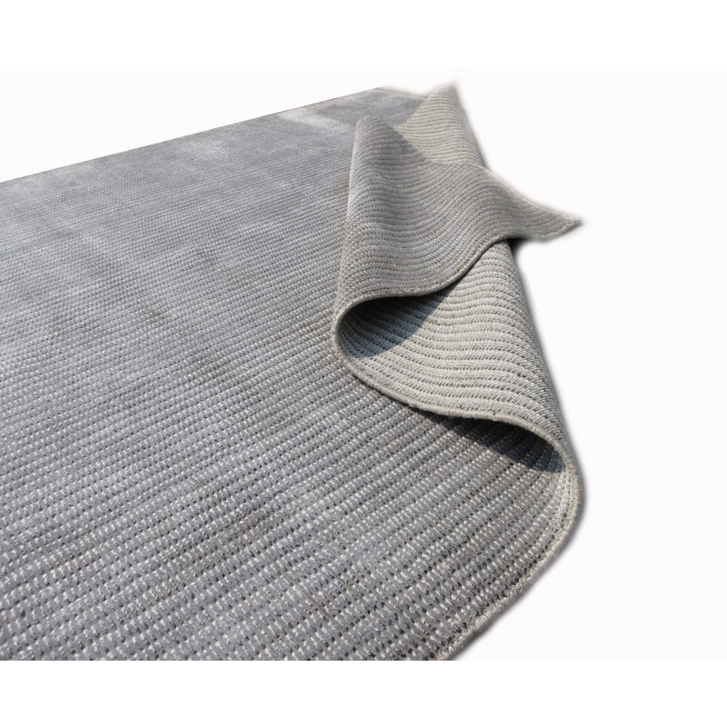 Tapis argenté en soie 5X8