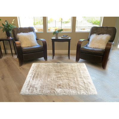Mar Vista Faux Sheepskin Indoor Rug