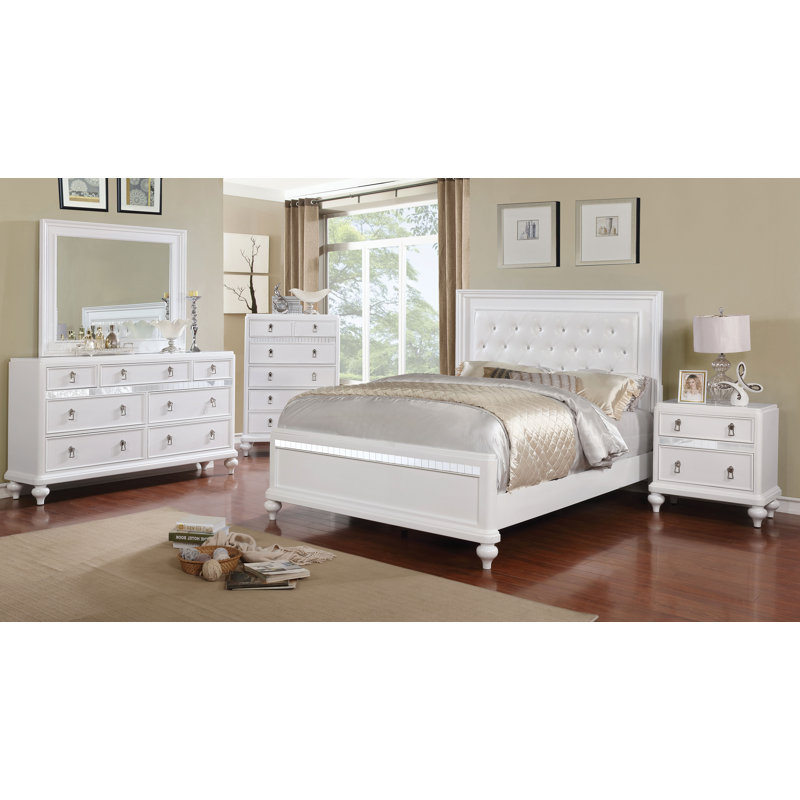 Annistyn 36'' W 5 - Drawer Dresser, White