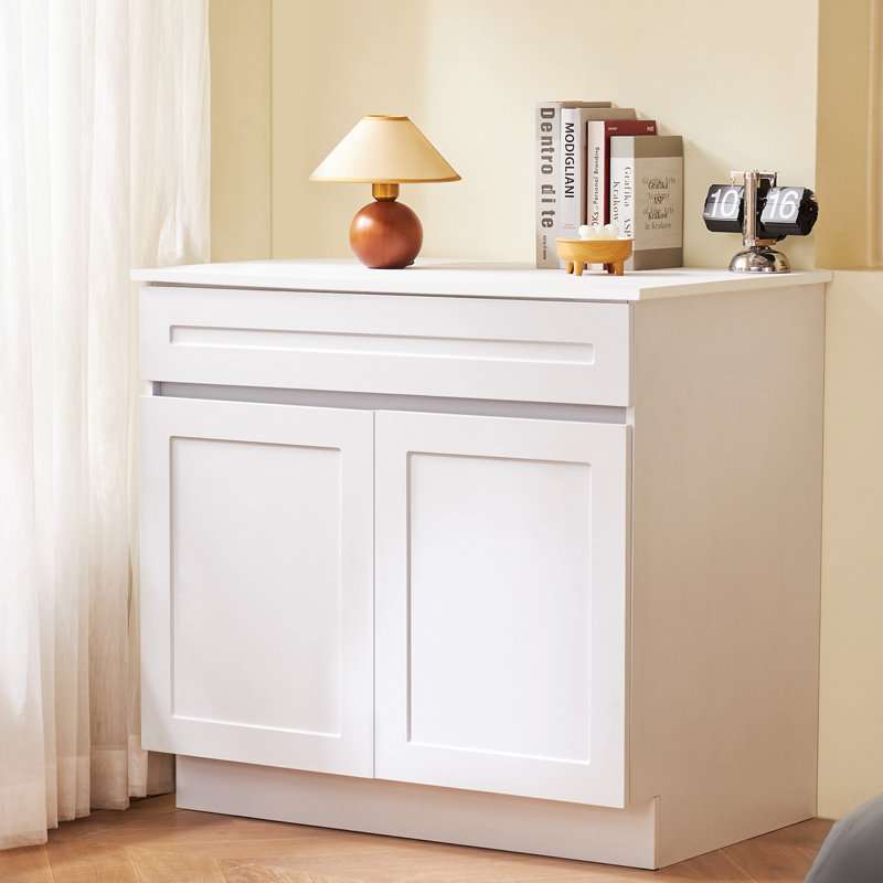 Armoire Shaker, 30"