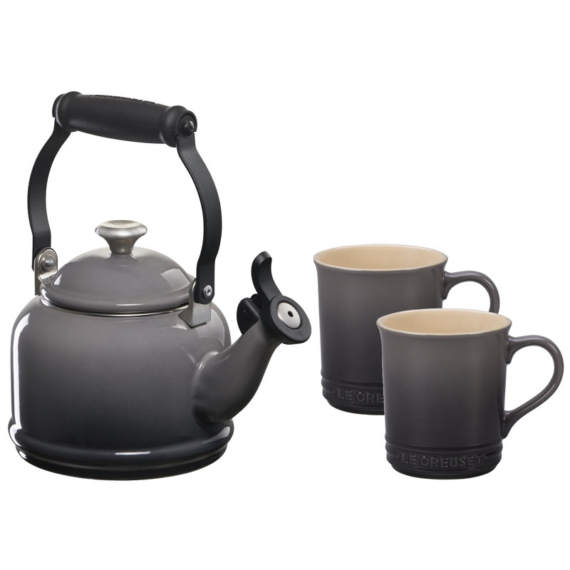 Le Creuset Demi Kettle W/ SS Knob & 2 Mug Set, Oyster
