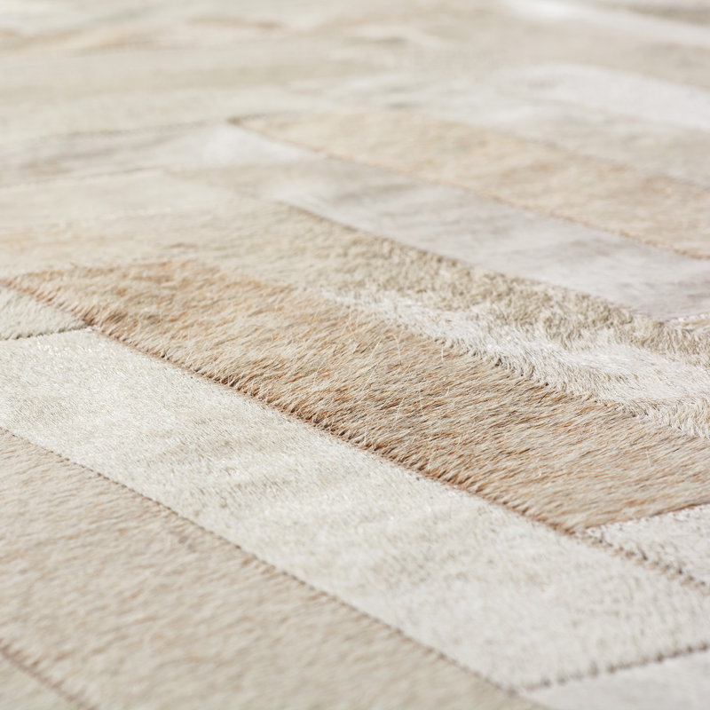 Ivoire en cuir fait à la main Tapis décoratif Chevron Plutus, Rectangle 5 pi x 8 pi