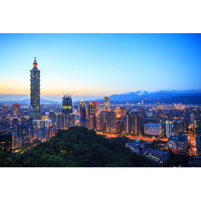 Ferdie " Taipei Skyline " by Nicholashan