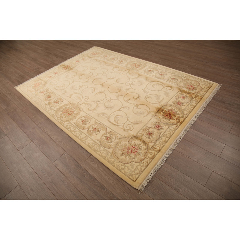 Yinka Wool Oriental Area Rug, Rectangle 5' 8" x 7' 10"