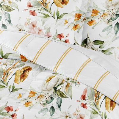 Down-Alternative Reversible Floral Comforter Set