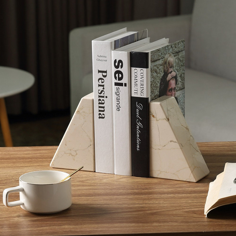 Serre-livres en marbre (ensemble de 2), Beige / gris mat, H 2,54 po x l 5,93 po x P 3,98 po