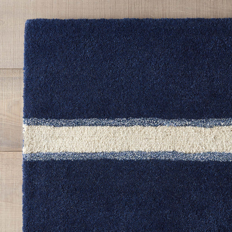 Tapis bleu marine en laine / viscose touffeté à la main à rayures Gonde, Rectangle de 5 pi x 8 pi