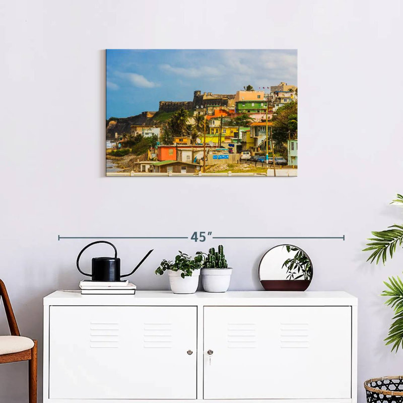 Rorry La Perla Residences, 20" H x 30" W