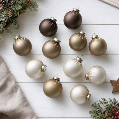 Ensemble de 12 boules de Noël en satin, 2,36 pouces de boules suspendues multicolores en 4 couleurs assorties pour décoration de Noël