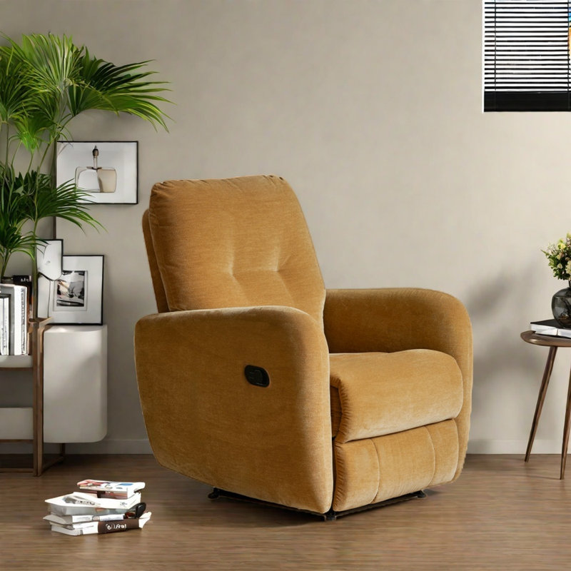 Tommie, Yellow Chenille