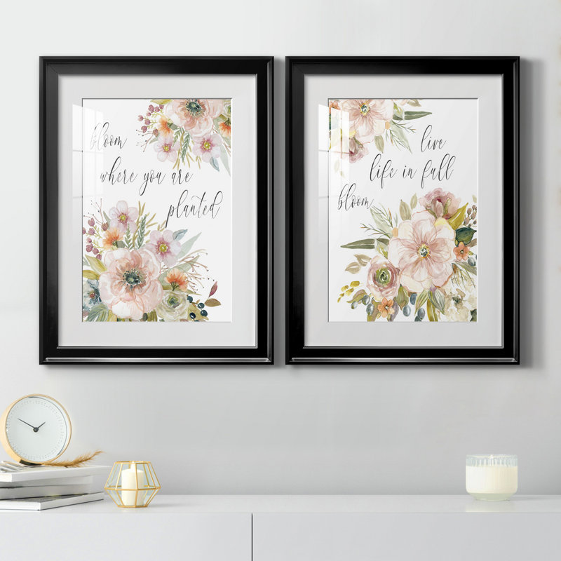«Peach Bloom I», ensemble de 2 impressions, Blanc, H 22,5 po x l 61 po x P 1,5 po, Papier encadré noir
