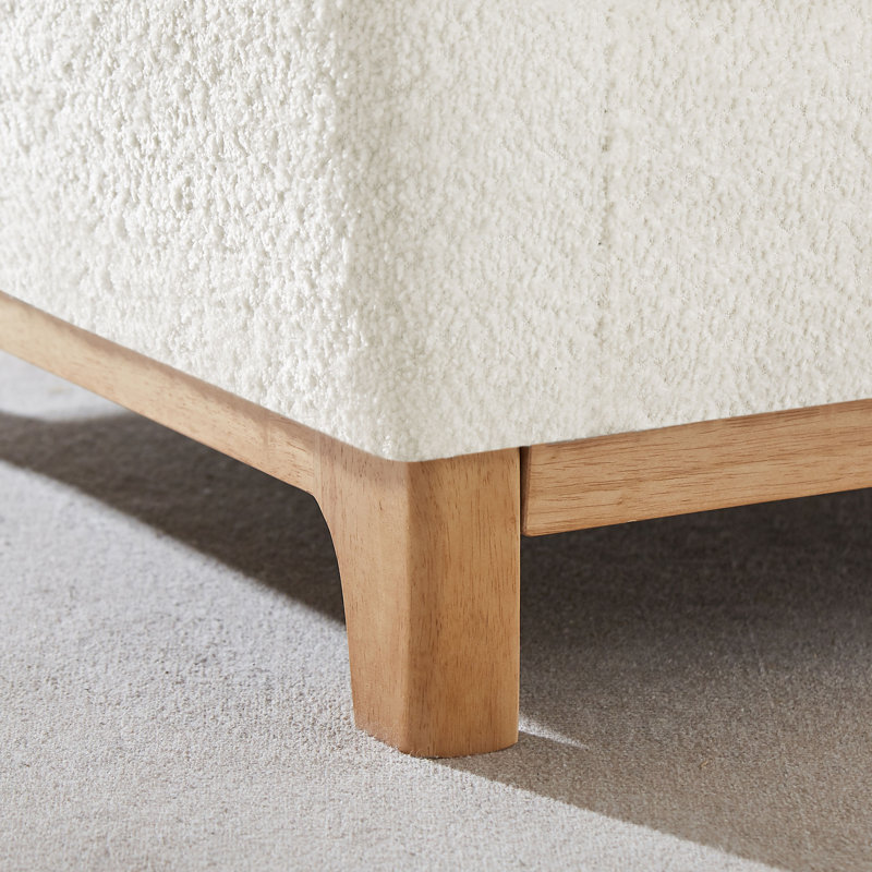Jazmere 31.5" Armchair, White Boucle, Natural