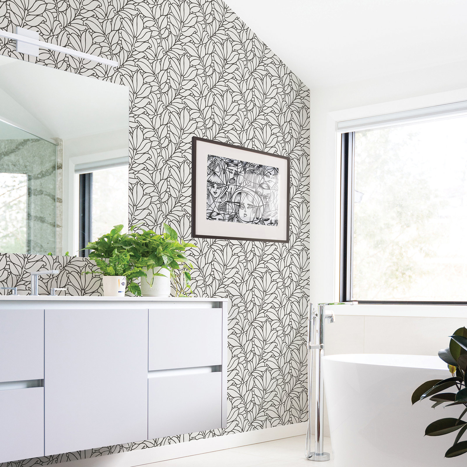 Lua Modern Floral Wallpaper, White/Off White