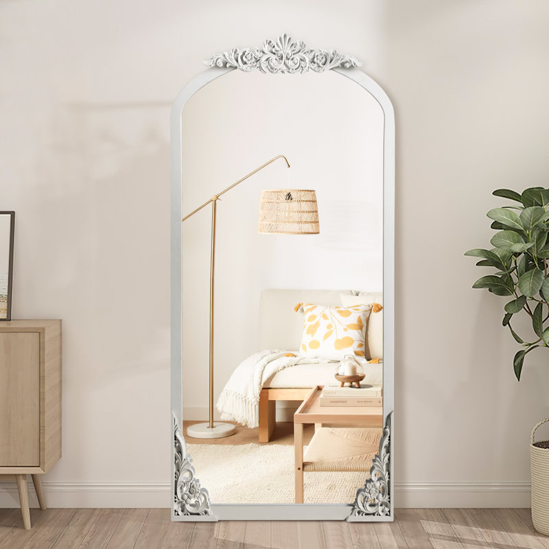 Miroir d'appoint mural Alexiyah, Blanc, 67 po x 28 po