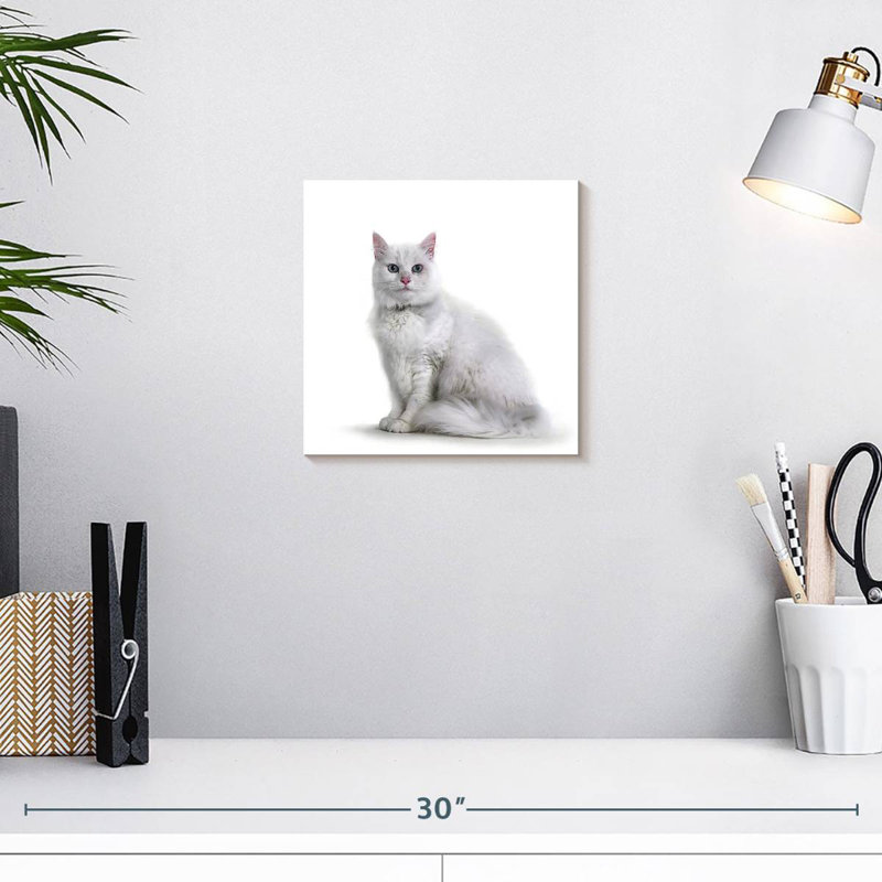 Crowle Elegant White Cat, 10" H x 10" W