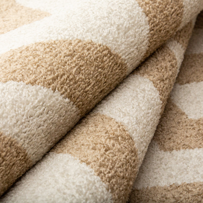 Ivory Geometric Synthetic 5'x8' Rectangular Area Rug