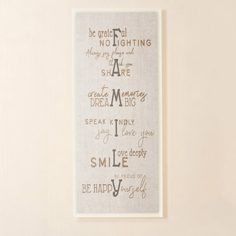 «Grateful Happy Family» par Daphne Polselli - reproduction d'art textuel sur toile, H 17 po x l 7 po, Plaque murale
