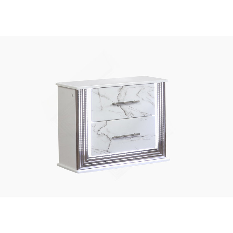 Table de chevet Desire avec façades de tiroirs d'inspiration marbre, éclairage latéral à DEL et garniture métallique pour un rangement de chevet glamour et pratique dans les chambres contemporaines