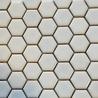 Carreau de mosaïque en porcelaine nid d'abeille 2 po x 2 po Rimini