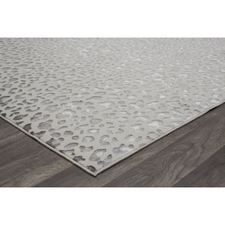 Snow Leopard Camden Shine Rug