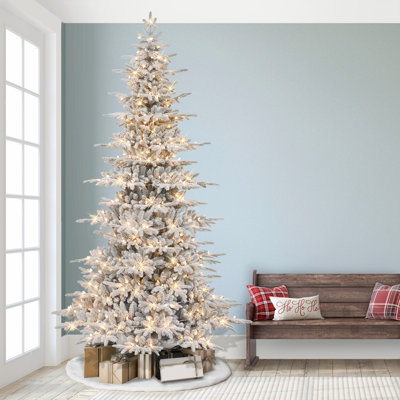 Gervon Lighted Fir Christmas Tree