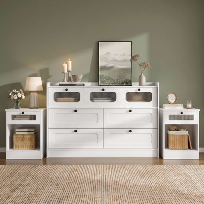 3-Piece Bedroom Set (Nightstands and Dresser)