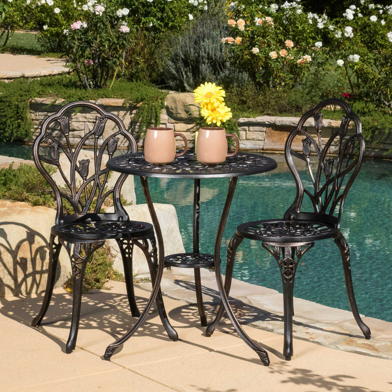 outdoor set With a Table and two chairs, Copper