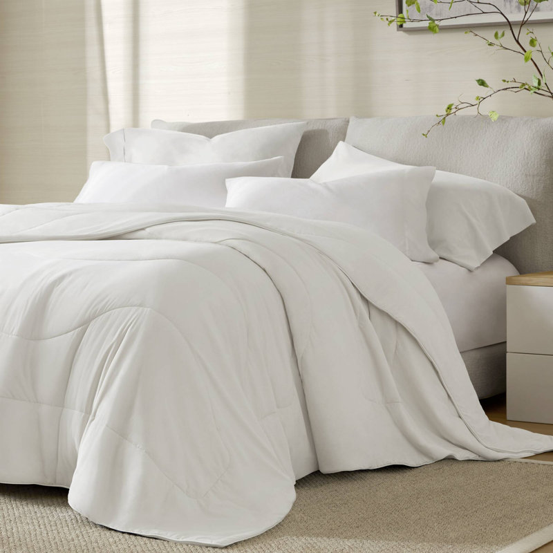 All Season White Solid Reversible King/Cal King Comforter, King/California King Comforter, White