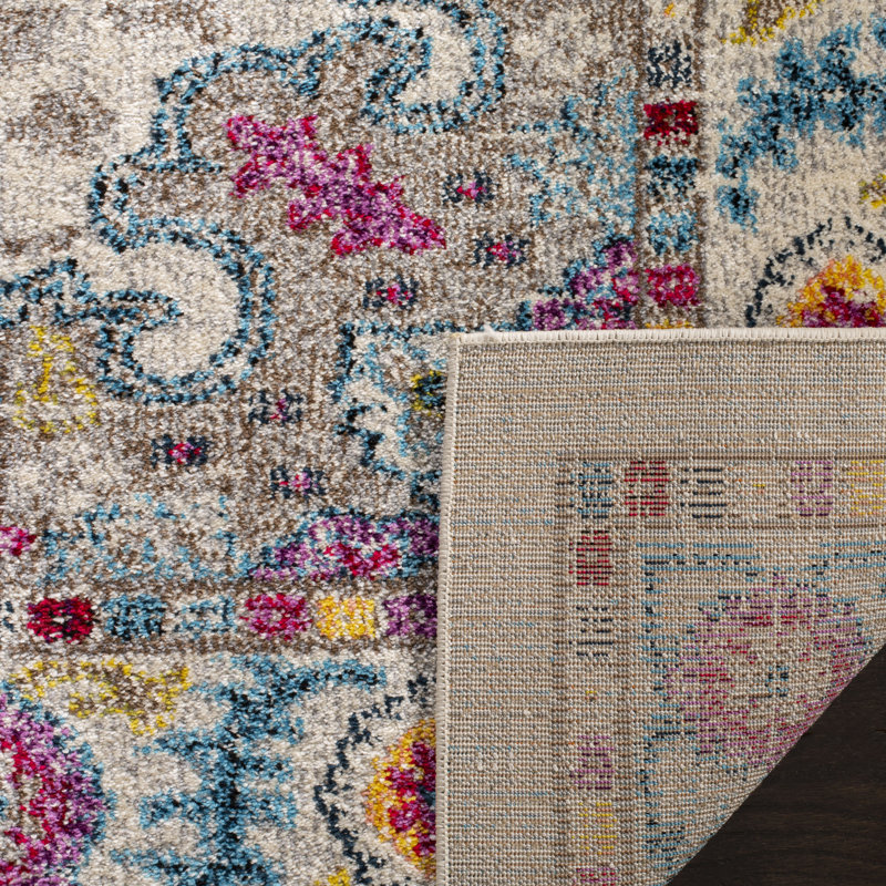 Tapis oriental performance Gutierez, Carré 6 pi 7 po