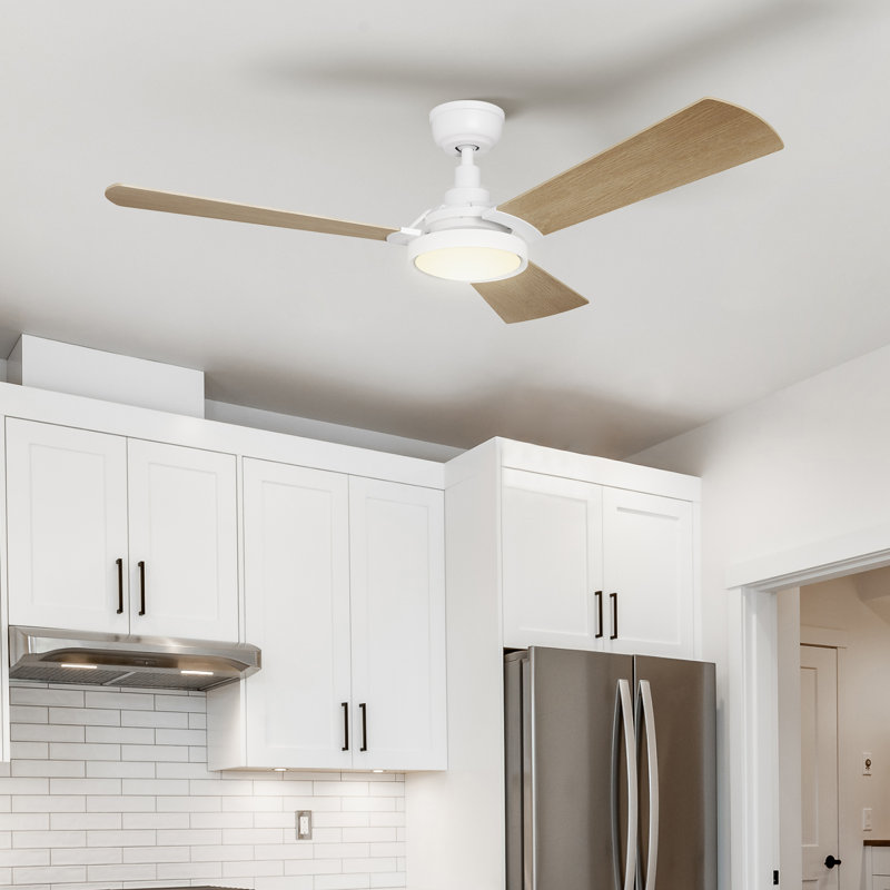 Ventilateur de plafond standard intelligent à 3 pales de 52 po avec télécommande et éclairage inclus Gurseerit